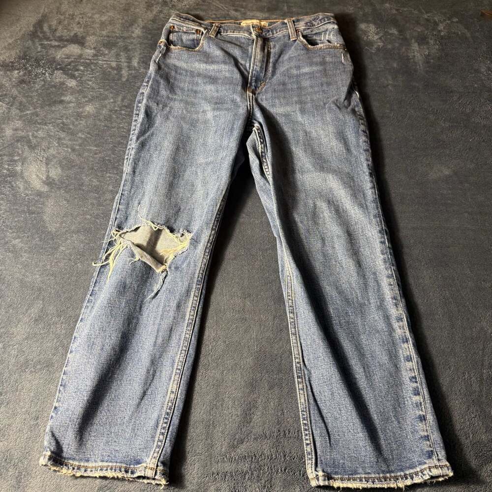 Abercrombie & Fitch Ankle Straight Ultra High Rise Size 29 8s